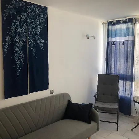 Aloe Laurent-gael Apartman
